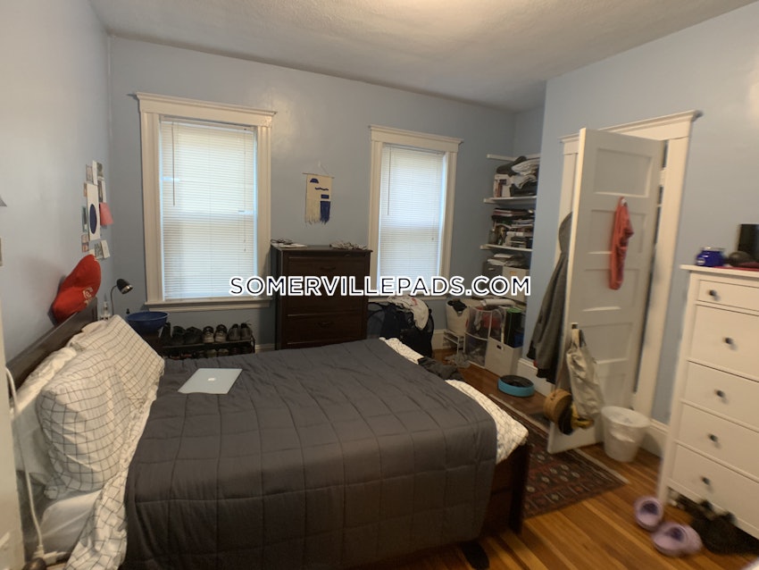 SOMERVILLE - PORTER SQUARE - 3 Beds, 2 Baths - Image 9