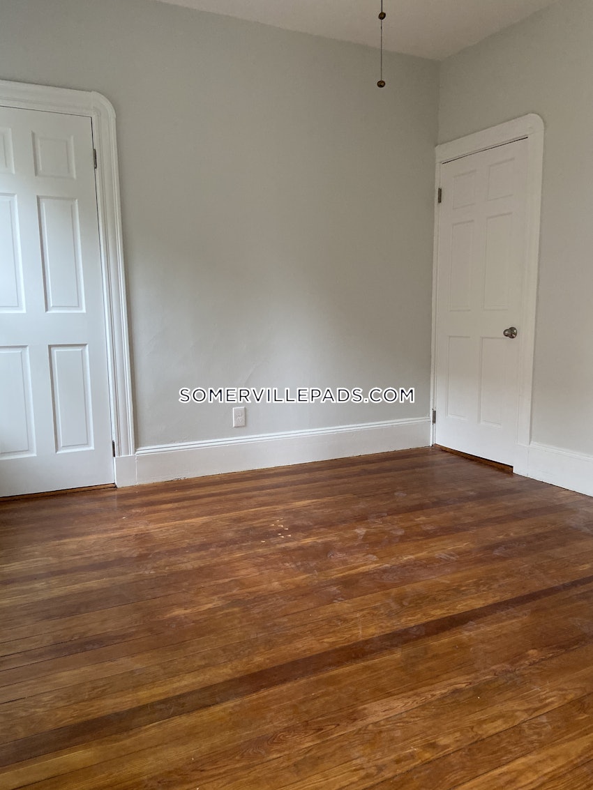 SOMERVILLE - PORTER SQUARE - 2 Beds, 1 Bath - Image 10