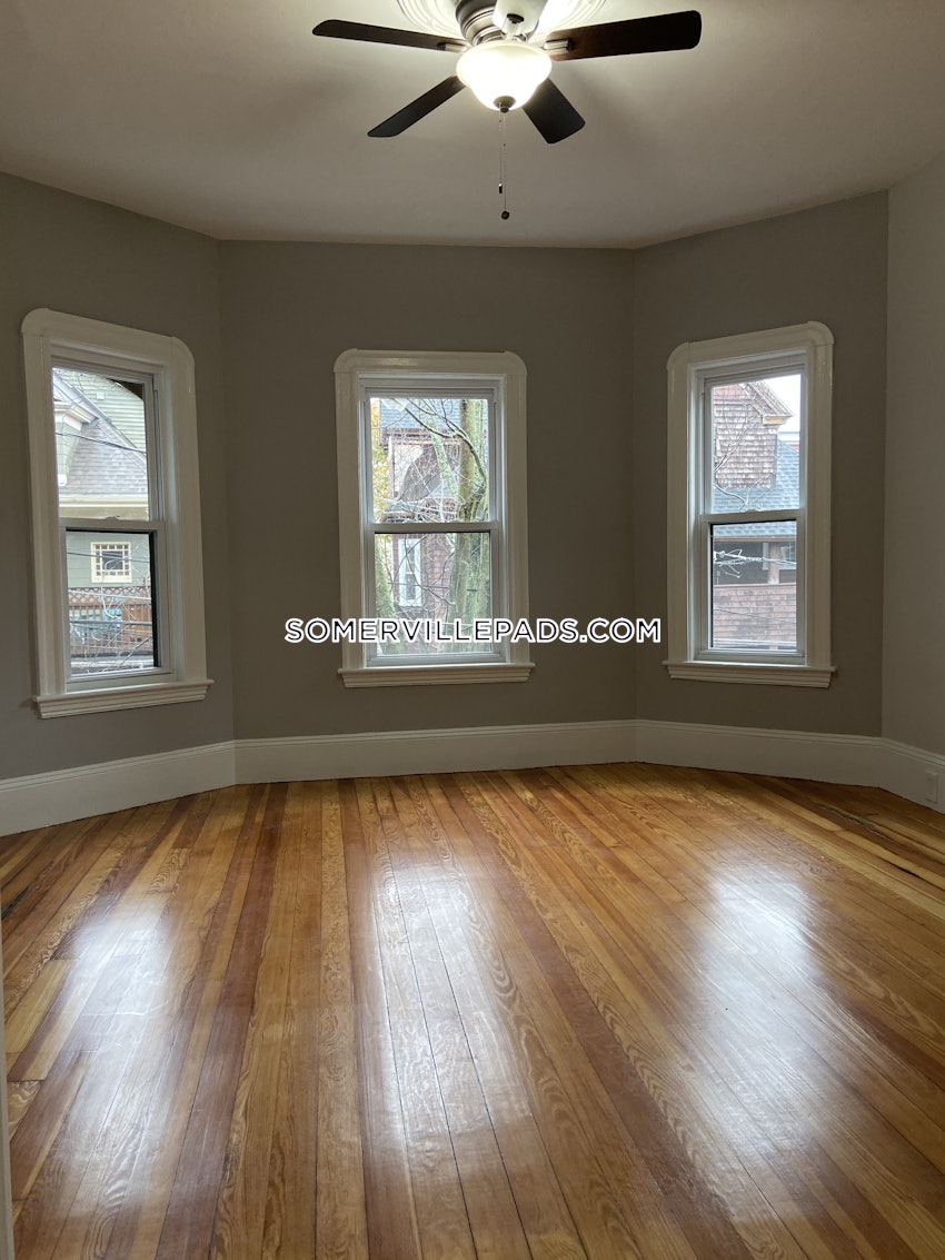 SOMERVILLE - PORTER SQUARE - 2 Beds, 1 Bath - Image 8