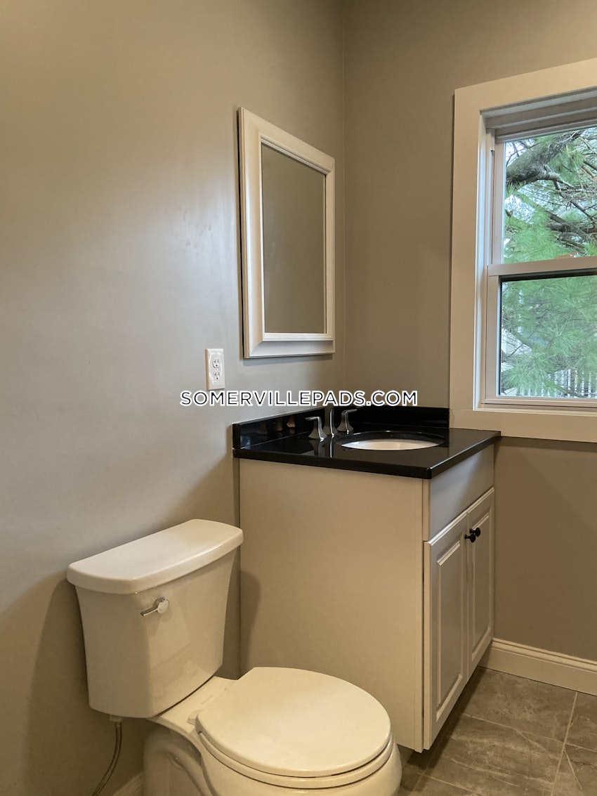 SOMERVILLE - PORTER SQUARE - 2 Beds, 1 Bath - Image 18