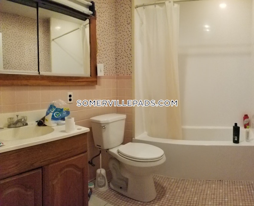 SOMERVILLE - SPRING HILL - 5 Beds, 2 Baths - Image 35