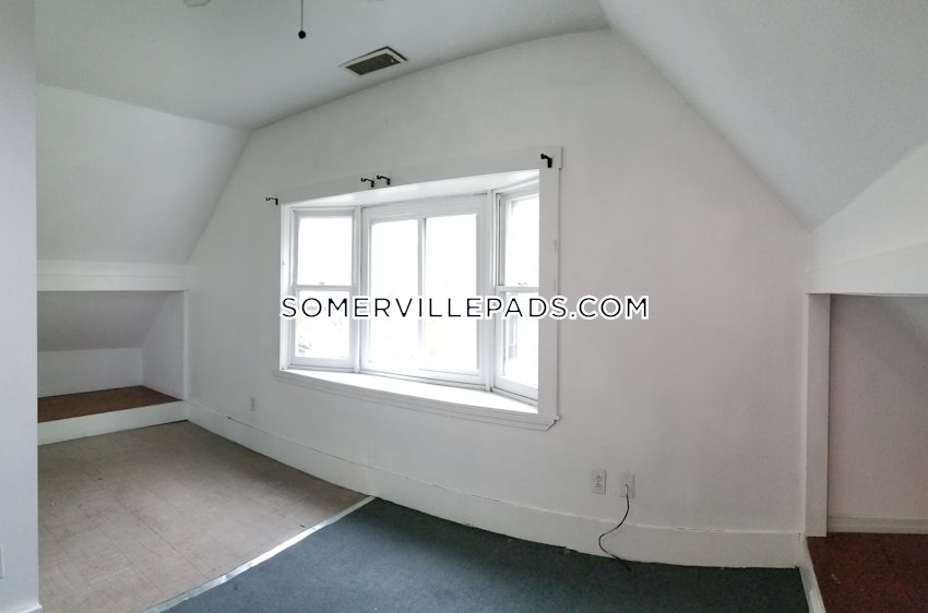 SOMERVILLE - SPRING HILL - 5 Beds, 2 Baths - Image 21