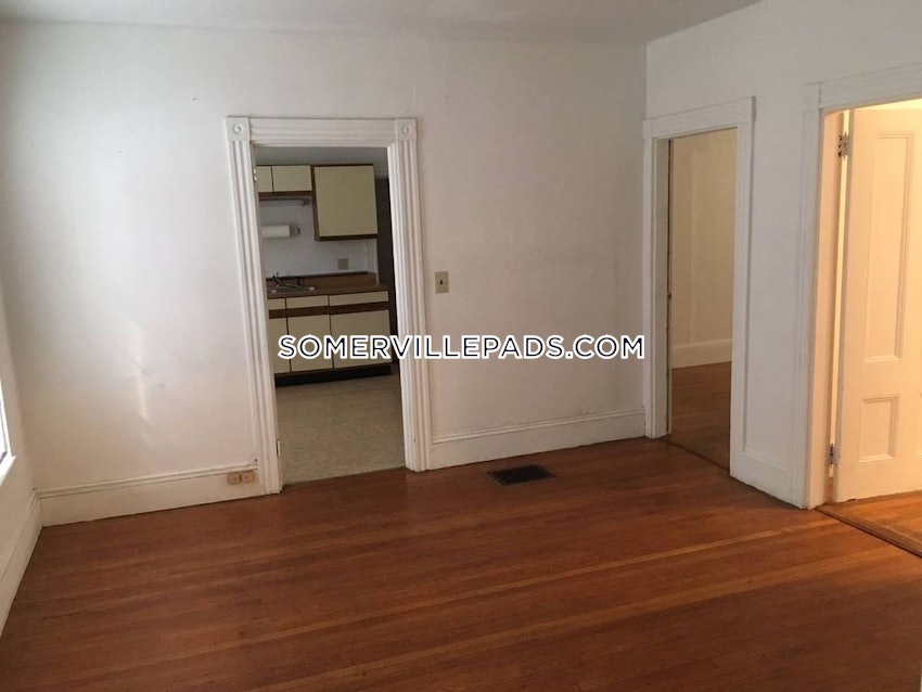 SOMERVILLE - SPRING HILL - 3 Beds, 1 Bath - Image 4