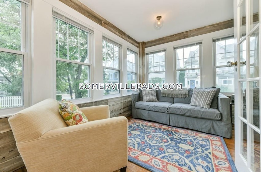 SOMERVILLE - TUFTS - 4 Beds, 1 Bath - Image 6