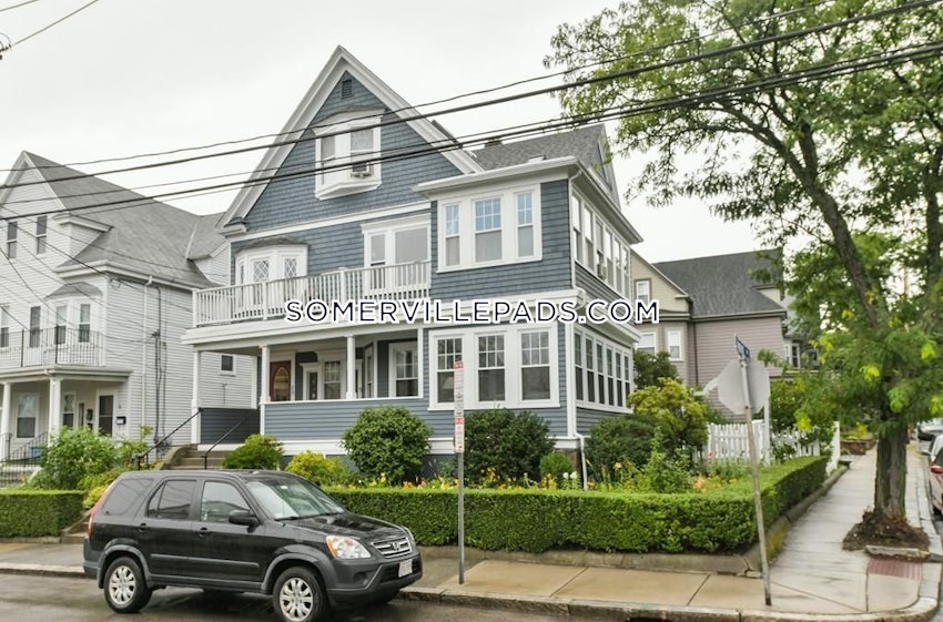 SOMERVILLE - TUFTS - 4 Beds, 1 Bath - Image 14