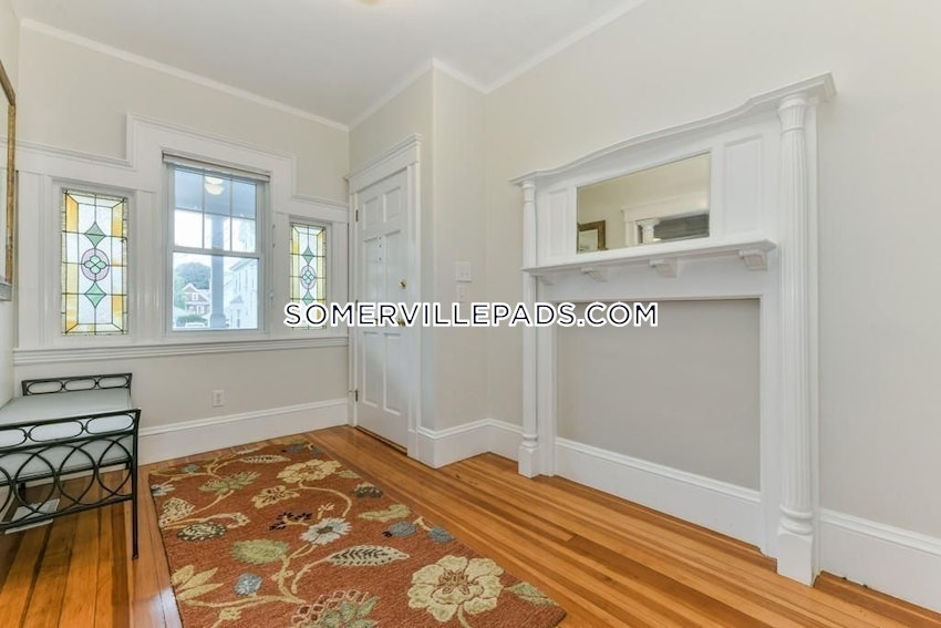 SOMERVILLE - TUFTS - 4 Beds, 1 Bath - Image 11