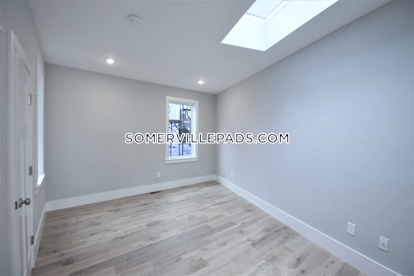 SOMERVILLE - UNION SQUARE - 2 Beds, 2.5 Baths - Image 4