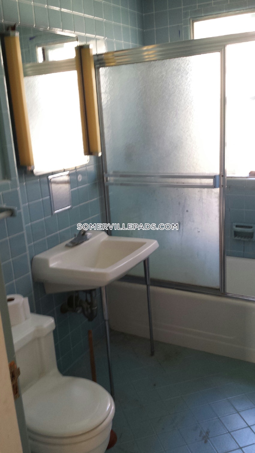 SOMERVILLE- WEST SOMERVILLE/ TEELE SQUARE - 4 Beds, 1 Bath - Image 2