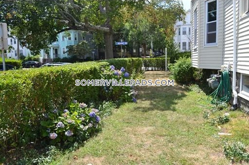 SOMERVILLE- WEST SOMERVILLE/ TEELE SQUARE - 4 Beds, 1 Bath - Image 3