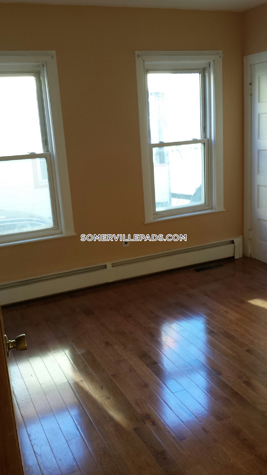 SOMERVILLE- WEST SOMERVILLE/ TEELE SQUARE - 5 Beds, 2 Baths - Image 4