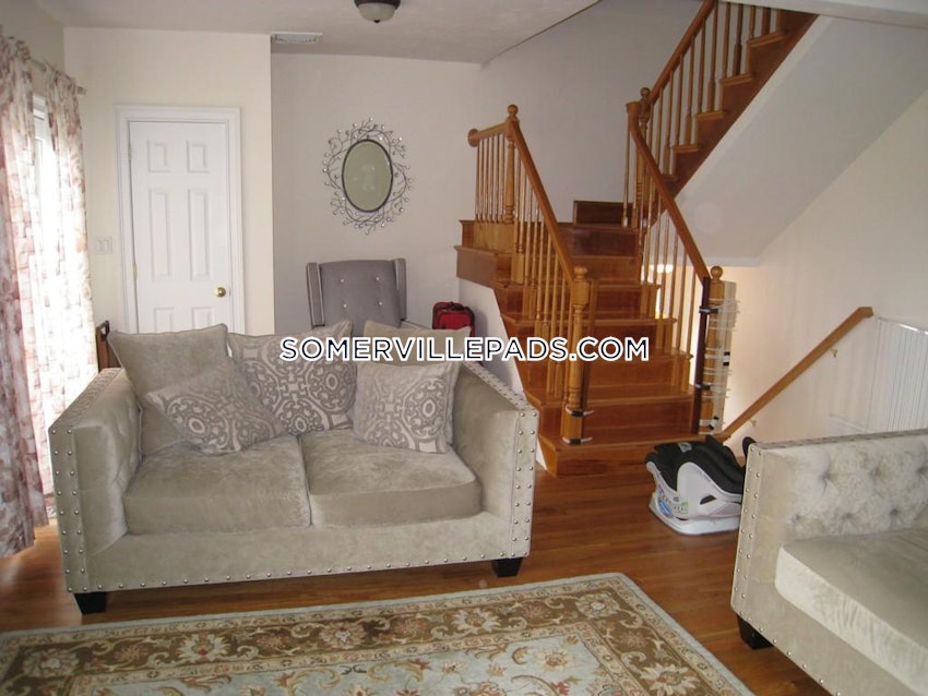 SOMERVILLE- WEST SOMERVILLE/ TEELE SQUARE - 4 Beds, 2 Baths - Image 6