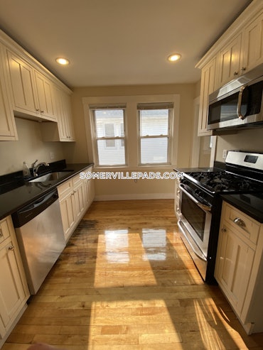 West Somerville/ Teele Square, Somerville, MA - 4 Beds, 1 Bath - $3,900 - ID#4755516