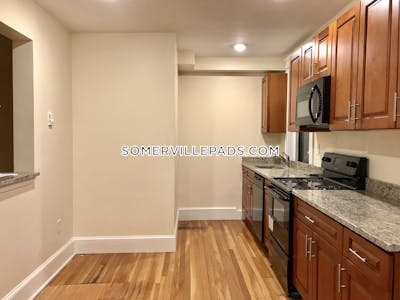 Somerville Apartment for rent 3 Bedrooms 1 Bath  Winter Hill - $3,450