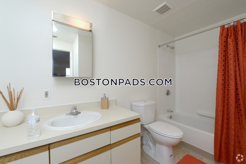 TAUNTON - 2 Beds, 2 Baths - Image 10