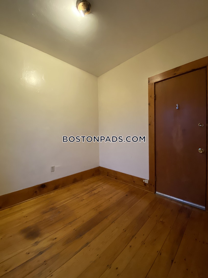 BOSTON - ROXBURY - 3 Beds, 1 Bath - Image 10