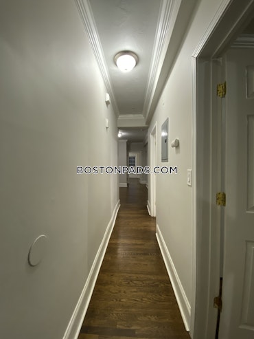 Boston - 4 Beds, 1 Baths