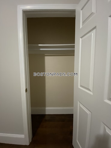 Boston - 4 Beds, 1 Baths