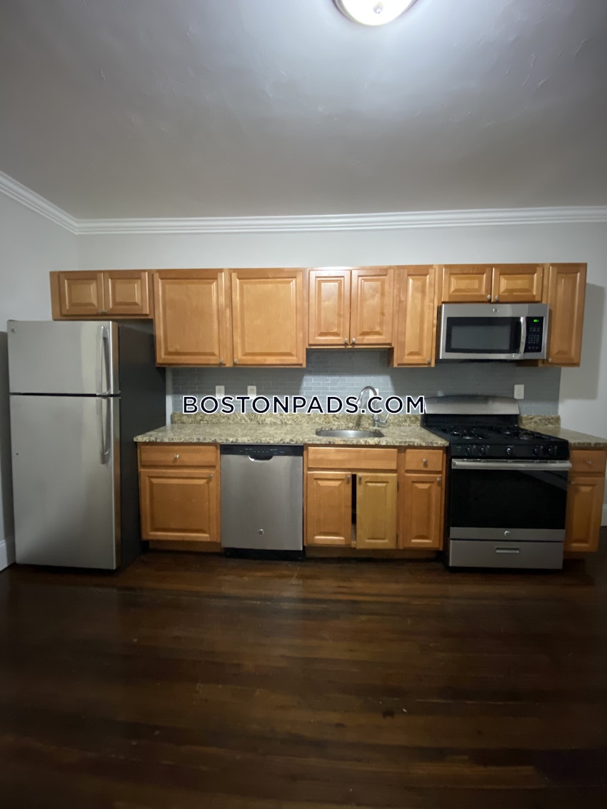 BOSTON - DORCHESTER - BLUE HILL AVENUE - 4 Beds, 1 Bath - Image 2