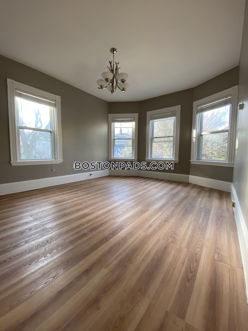 BOSTON - JAMAICA PLAIN - HYDE SQUARE - 4 Beds, 2 Baths - Image 14