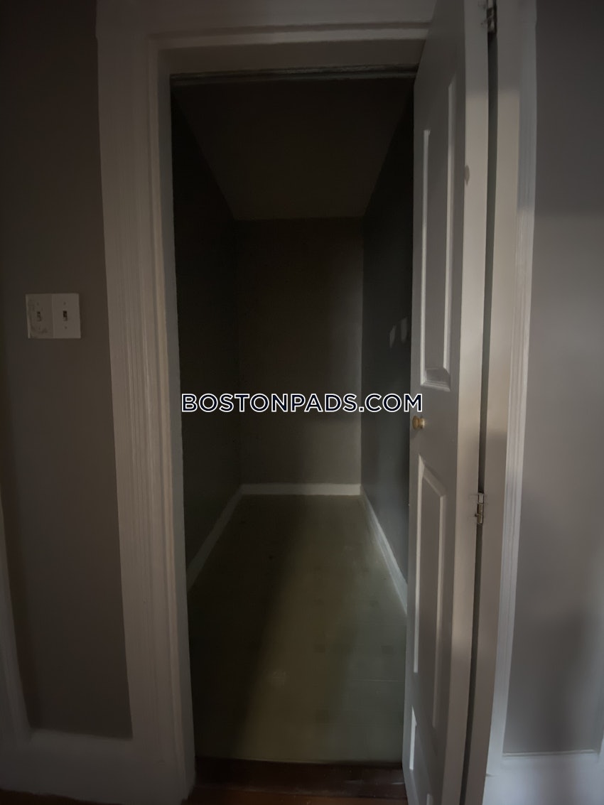 BOSTON - JAMAICA PLAIN - HYDE SQUARE - 4 Beds, 2 Baths - Image 11