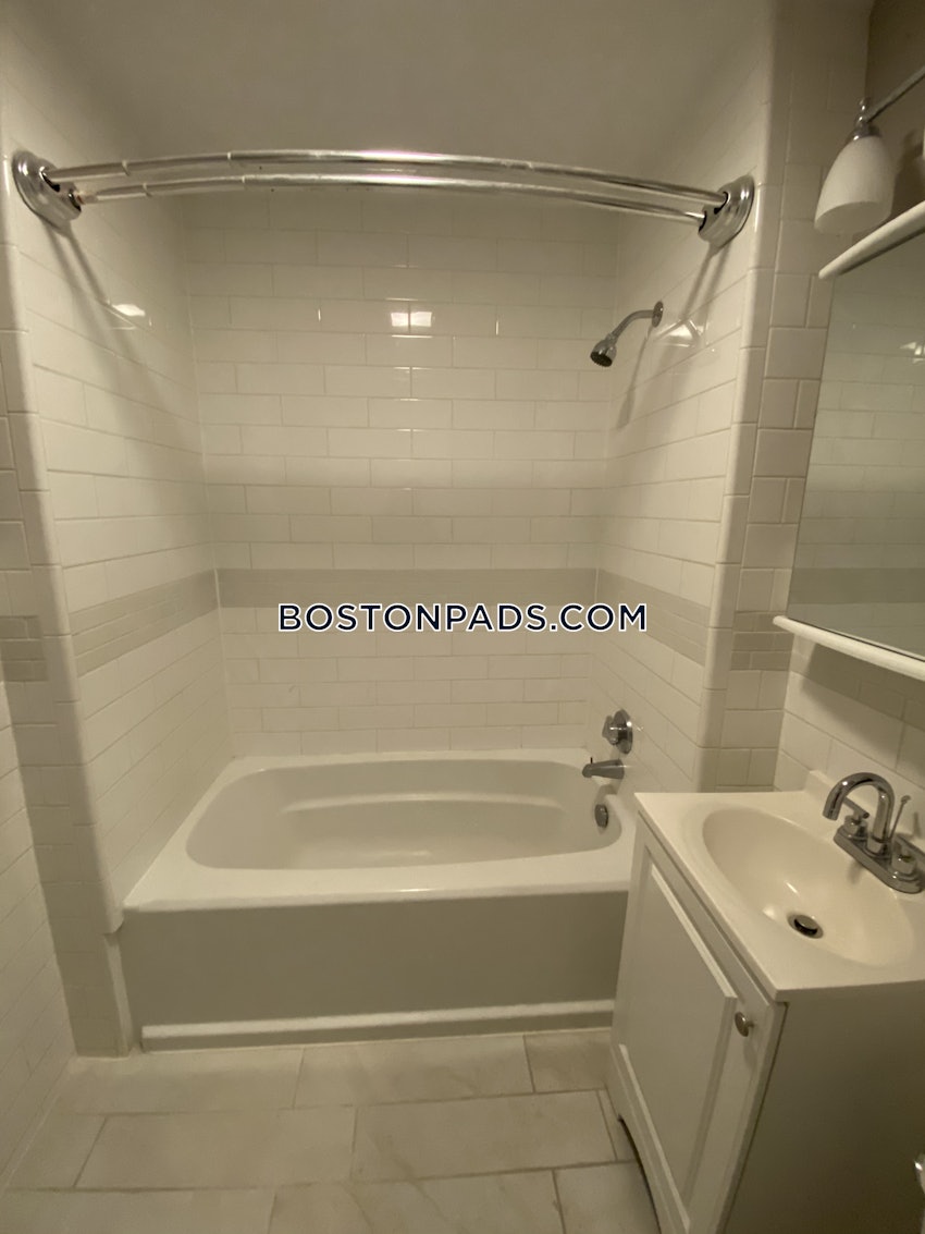 BOSTON - JAMAICA PLAIN - HYDE SQUARE - 4 Beds, 2 Baths - Image 18