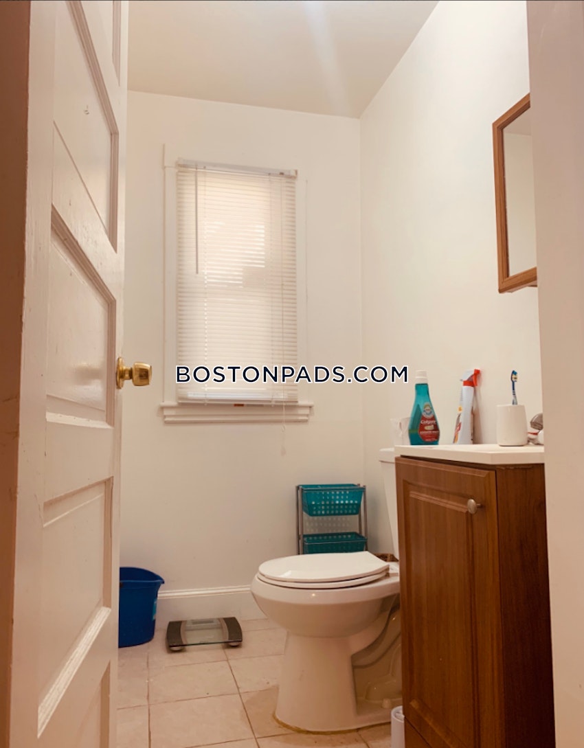 BOSTON - DORCHESTER - SAVIN HILL - 3 Beds, 1.5 Baths - Image 27