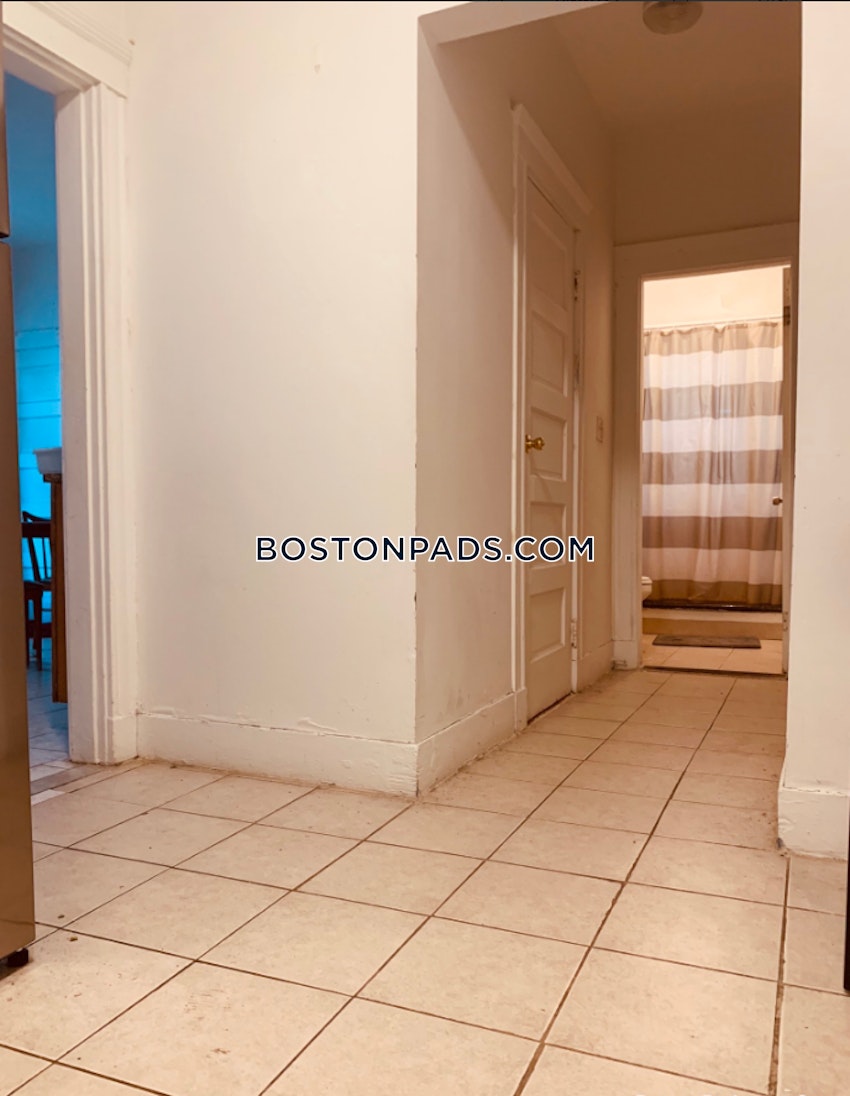 BOSTON - DORCHESTER - SAVIN HILL - 3 Beds, 1.5 Baths - Image 10
