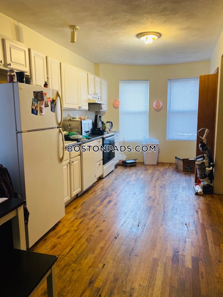 BOSTON - MISSION HILL - 2 Beds, 1 Bath - Image 7