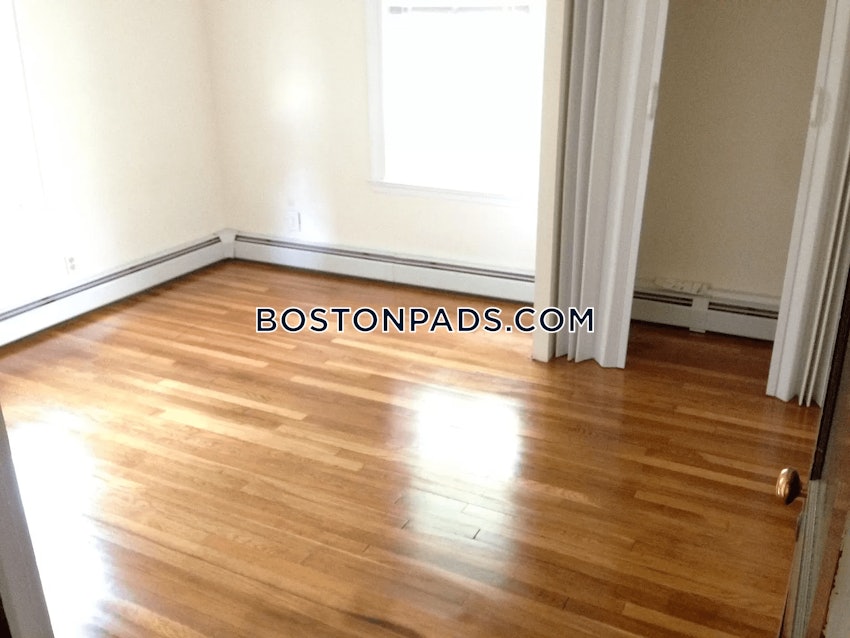 BOSTON - MISSION HILL - 3 Beds, 1.5 Baths - Image 17