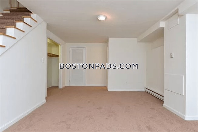 Boston - $7,900+ /mo