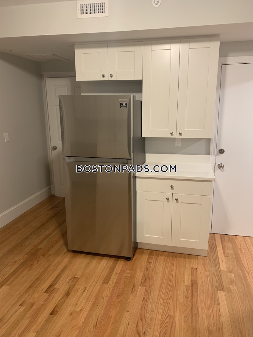 BOSTON - DORCHESTER - ASHMONT - 6 Beds, 3 Baths - Image 18