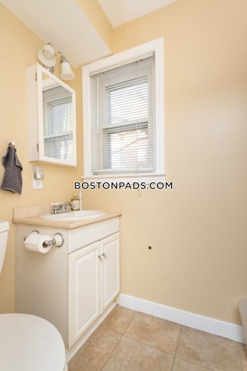 BOSTON - SOUTH BOSTON - WEST SIDE - 2 Beds, 1.5 Baths - Image 8