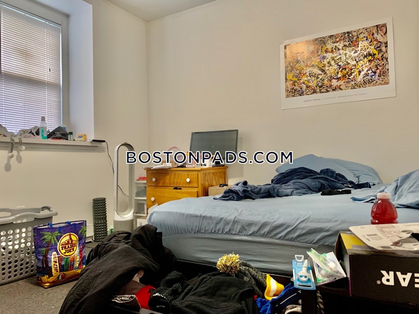 BOSTON - NORTHEASTERN/SYMPHONY - 4 Beds, 1 Bath - Image 7