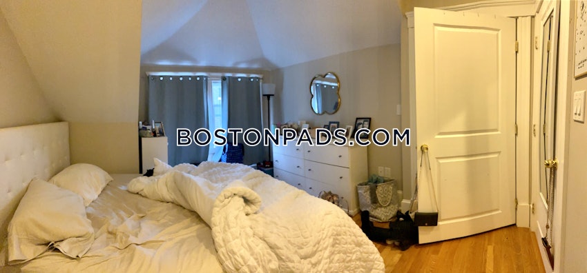 BOSTON - JAMAICA PLAIN - CENTER - 5 Beds, 3 Baths - Image 5