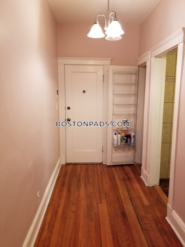 Boston - 2 Beds, 1 Baths