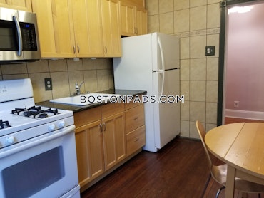 Boston - 2 Beds, 1 Baths