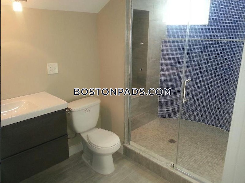 BOSTON - FORT HILL - 5 Beds, 3.5 Baths - Image 4