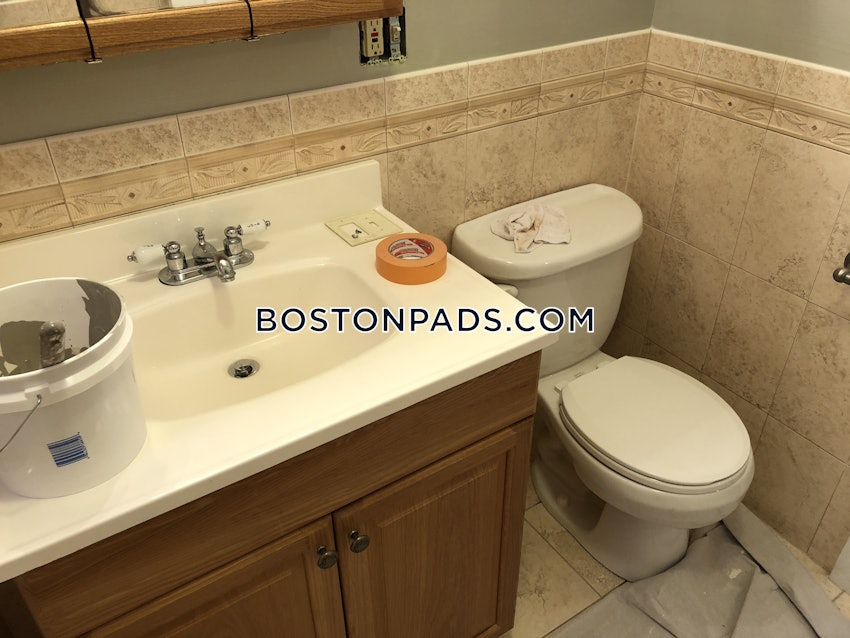 BOSTON - BRIGHTON - OAK SQUARE - 3 Beds, 1 Bath - Image 35