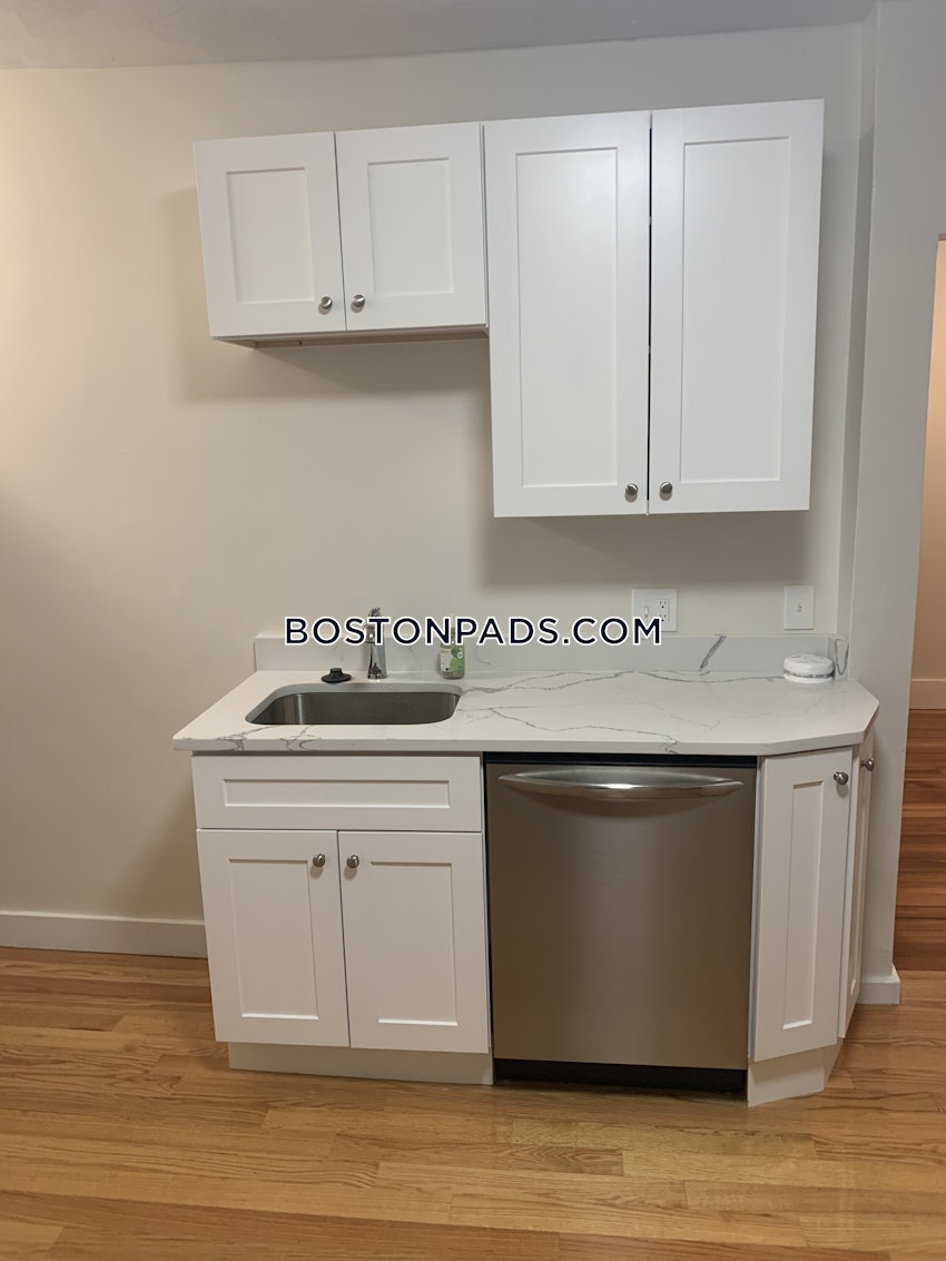 BOSTON - DORCHESTER - CENTER - 3 Beds, 1 Bath - Image 1