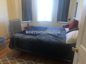 Commonwealth Ave. Boston