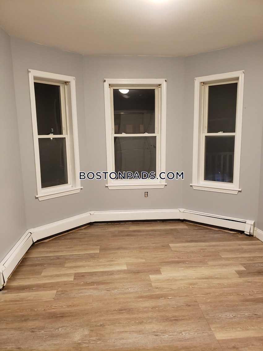 BOSTON - MATTAPAN - 3 Beds, 1 Bath - Image 18