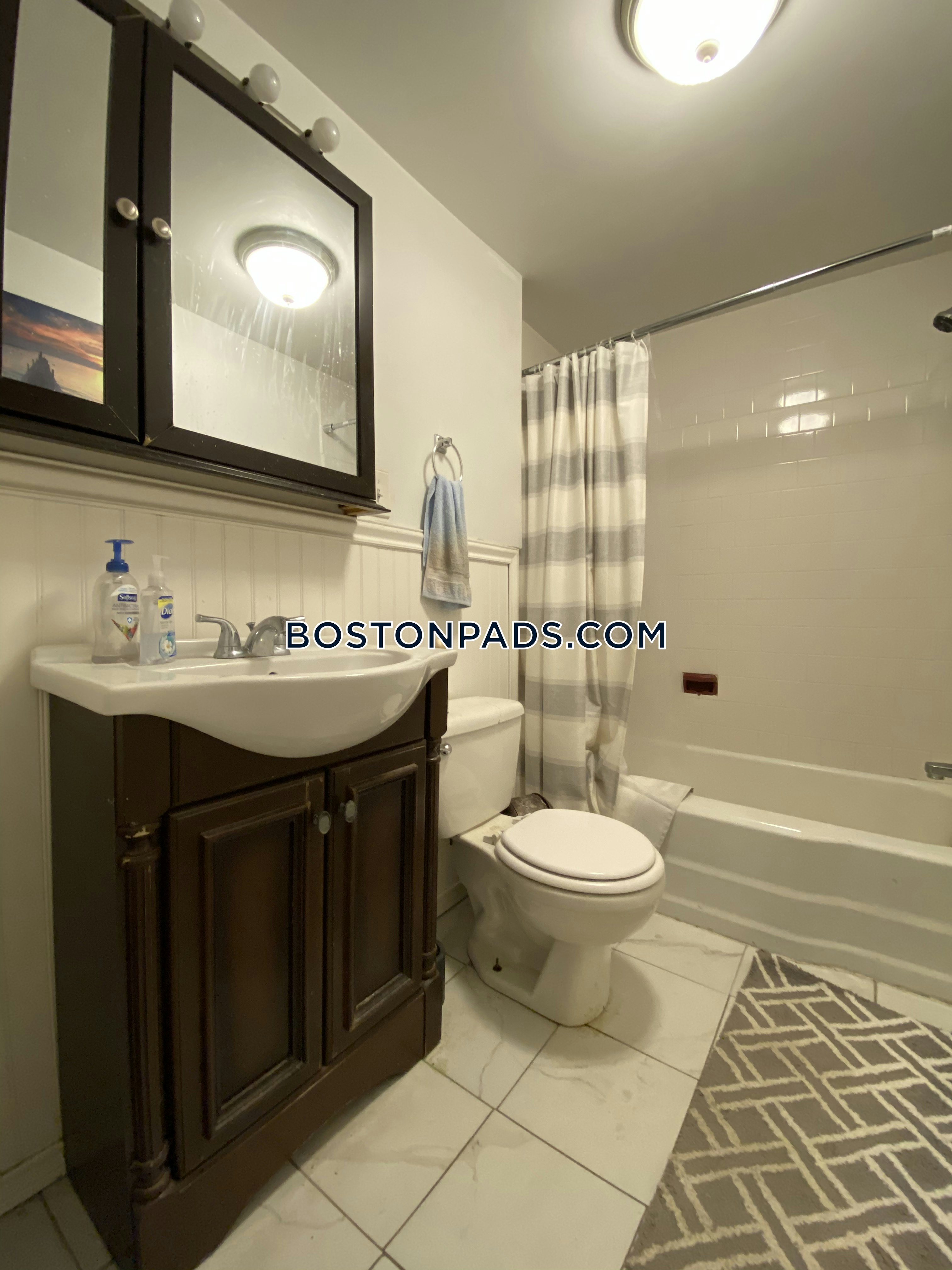 Commonwealth Ave. Boston