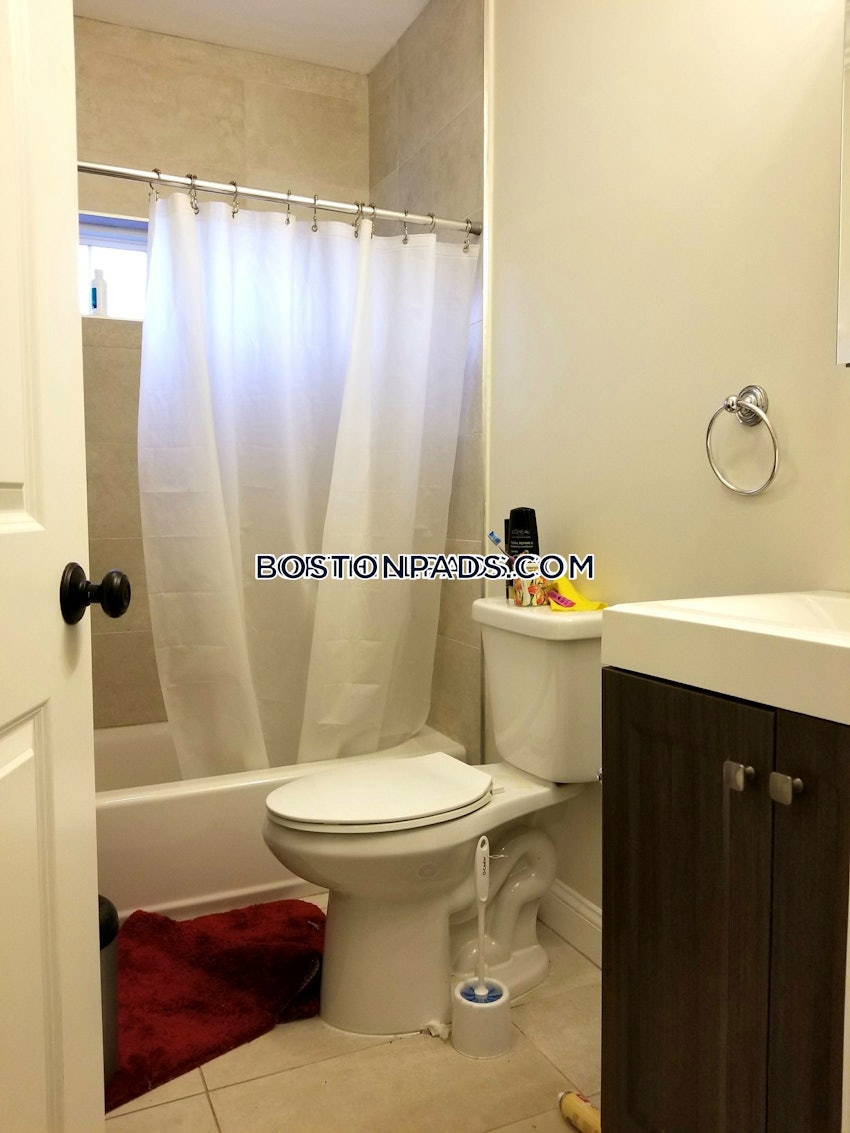 BOSTON - FORT HILL - 4 Beds, 2 Baths - Image 37