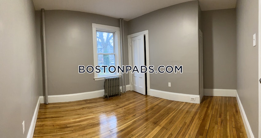 BOSTON - JAMAICA PLAIN - HYDE SQUARE - 4 Beds, 2 Baths - Image 10