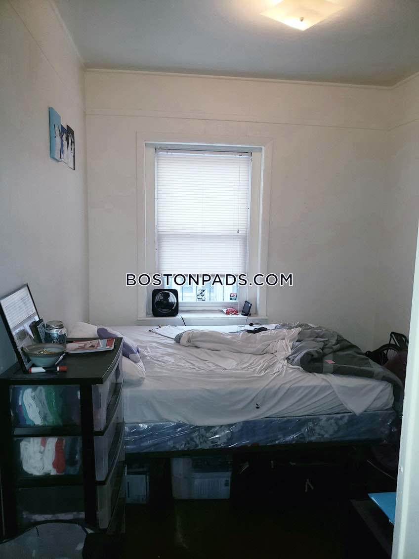 Boston - $5,700+ /month