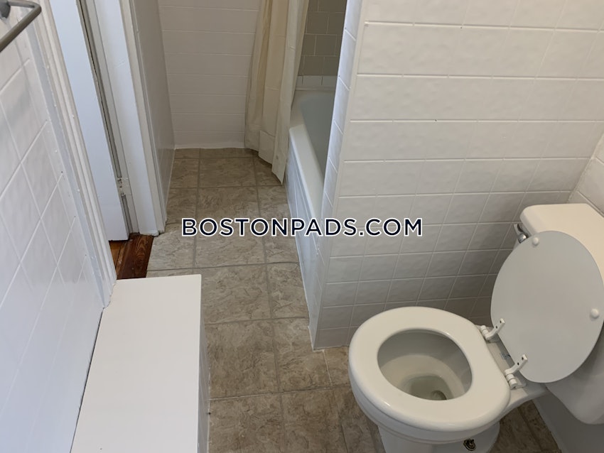 BOSTON - ALLSTON - 3 Beds, 1 Bath - Image 16