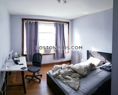 Brookline Apartment for rent 3 Bedrooms 2 Baths  Boston University - $4,300 No Fee