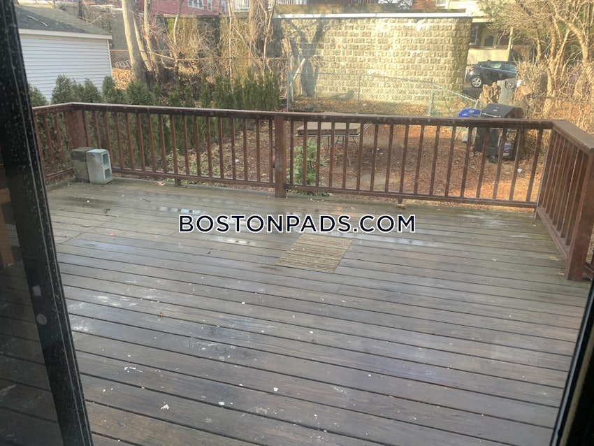 BROOKLINE- BOSTON UNIVERSITY - 5 Beds, 3 Baths - Image 42