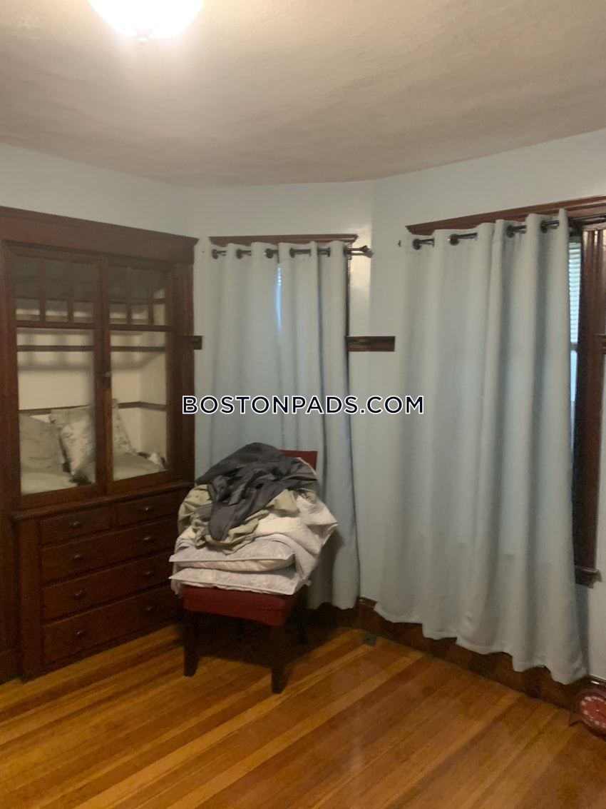 BOSTON - DORCHESTER - FIELDS CORNER - 4 Beds, 1 Bath - Image 7