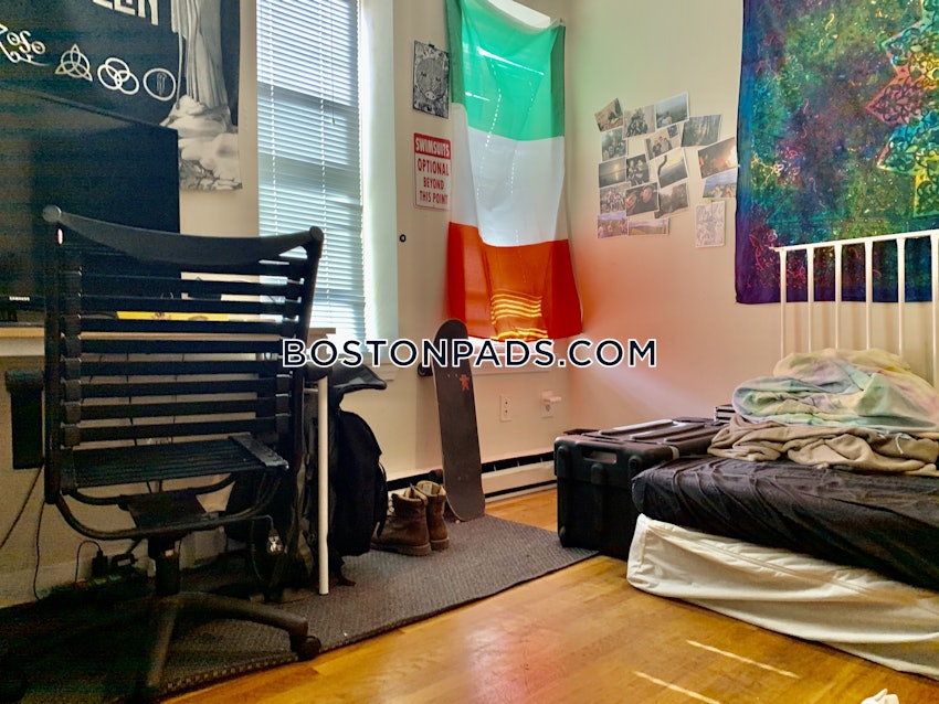 BOSTON - NORTHEASTERN/SYMPHONY - 2 Beds, 1 Bath - Image 1